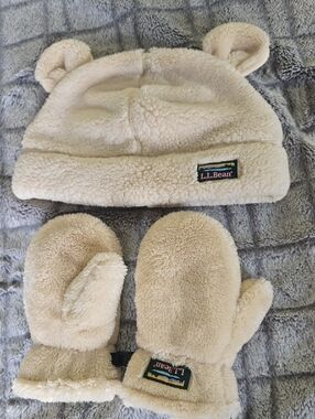 L.L. Bean Cream Sherpa Kids' Bear-Ear Hat and Mittens Set